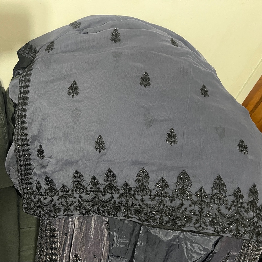 Elegant Long Sleeve Embroidered Dress by Asim jofa - Picture 6 of 7